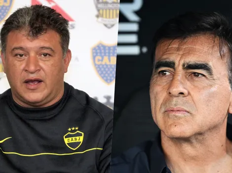 Borghi barre con Quinteros y lo baja de la banca de Boca