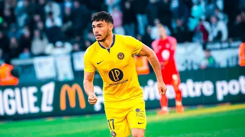 El lateral izquierdo eligió desde Francia al 'GOAT' del fútbol mundial.