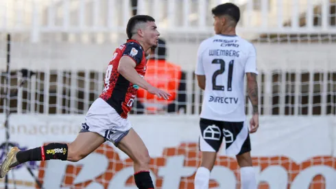 Popín Castro le volvió a complicar las cosas a Colo Colo desde el lateral.