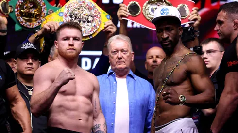'Canelo' Álvarez y William Scull durante el pesaje previo a la velada.