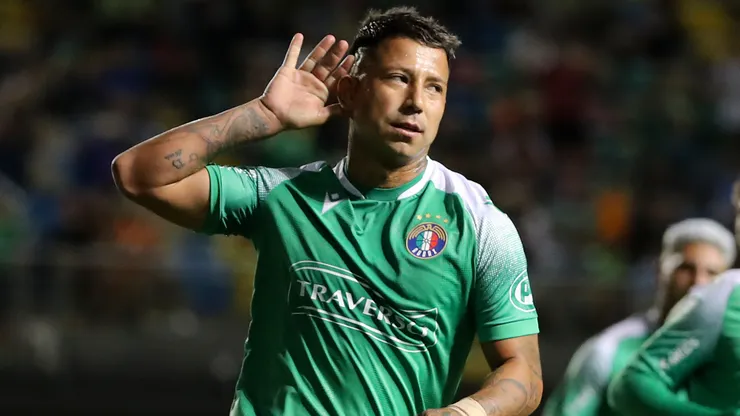 Leonardo Valencia registra tres goles y tres asistencias en la Liga de Primera 2025.