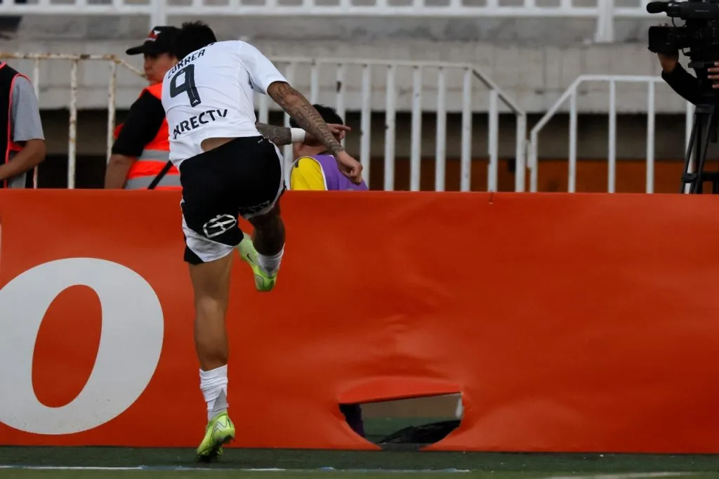 Javier Correa no tuvo su mejor jornada con Colo Colo ante Limache