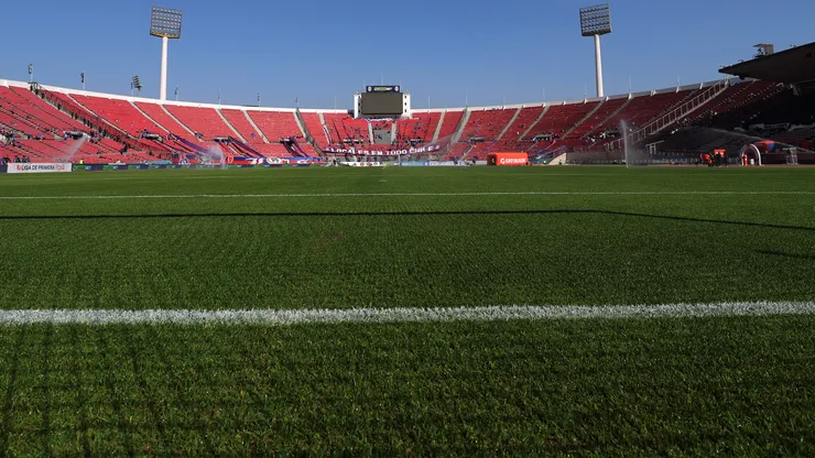 Así se ve la nueva cancha híbrida del Estadio Nacional con zoom.