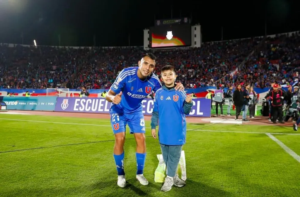 Su hijo Francesco lo acompañó en la victoria ante La Serena.
