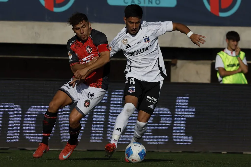 Cero goles en la Liga de Primera lleva Salomón Rodríguez. Foto: Andres Pina/Photosport