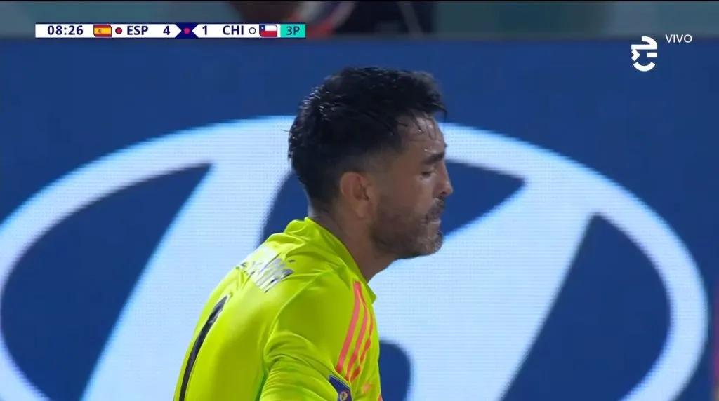 La Roja no pudo repetir su debut triunfal en el Mundial de Fútbol Playa. Foto: Captura CHV.