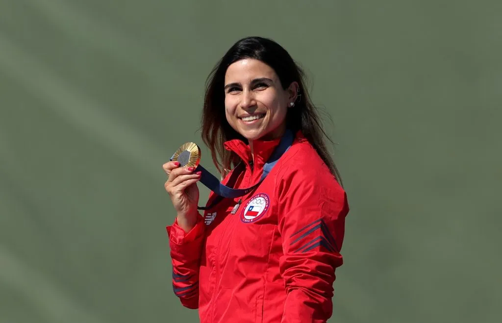 La medallista de oro Francisca Crovetto lo celebra en los Juegos Olímpicos de tiro skeet Femenino París 2024 (Getty Images).