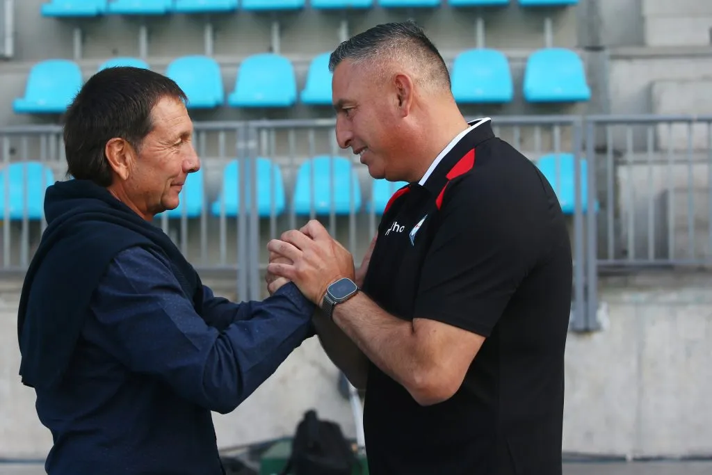 Fernando Díaz le ganó el duelo de bancas a Jaime García. Foto: Alex Diaz/Photosport