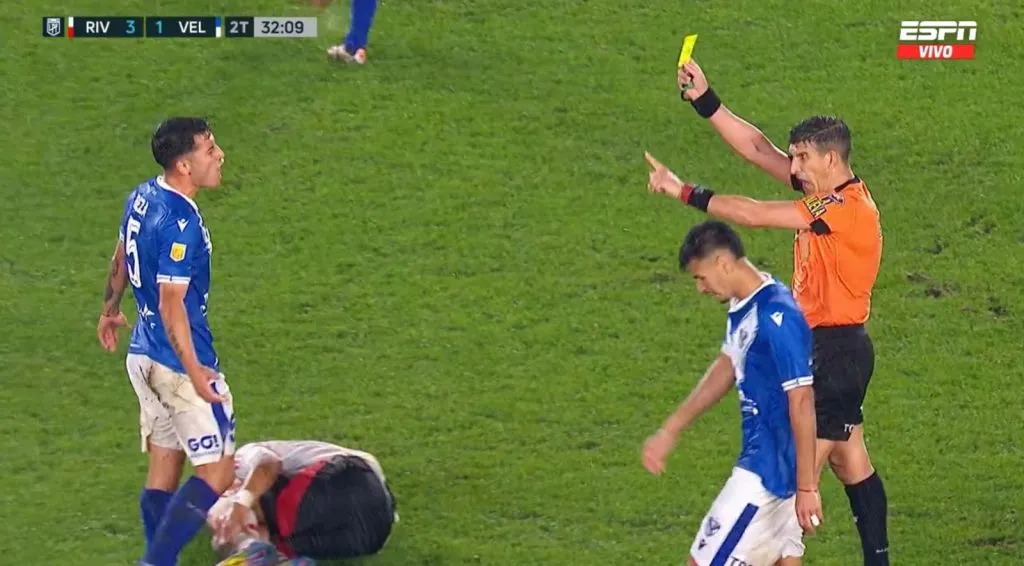 La amarilla que se ganó Baeza. (Captura ESPN).