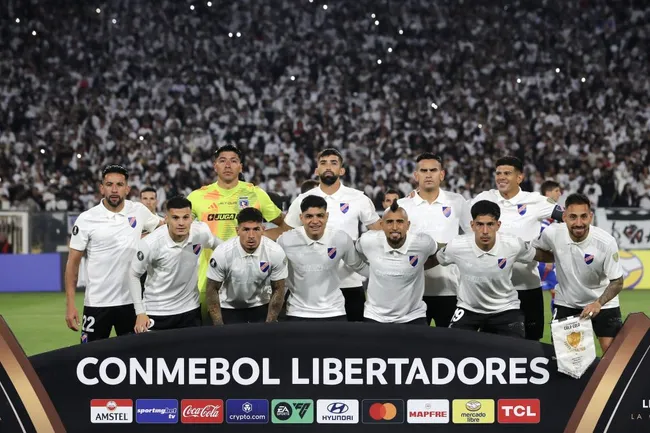 Colo Colo puede tener a su hinchada en Fortaleza a pesar de la prohibición de Conmebol