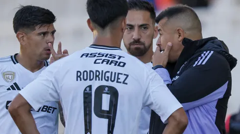 Almirón le busca otro partner a Javier Correa en Colo Colo