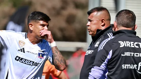 Aseguran que el mensaje de Almirón en Colo Colo ya no está llegando.