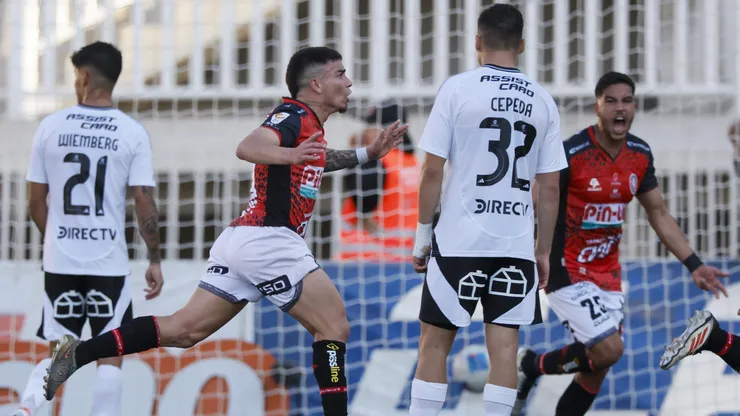 Daniel Castro celebró con mucho fervor el histórico gol que le anotó a Colo Colo.