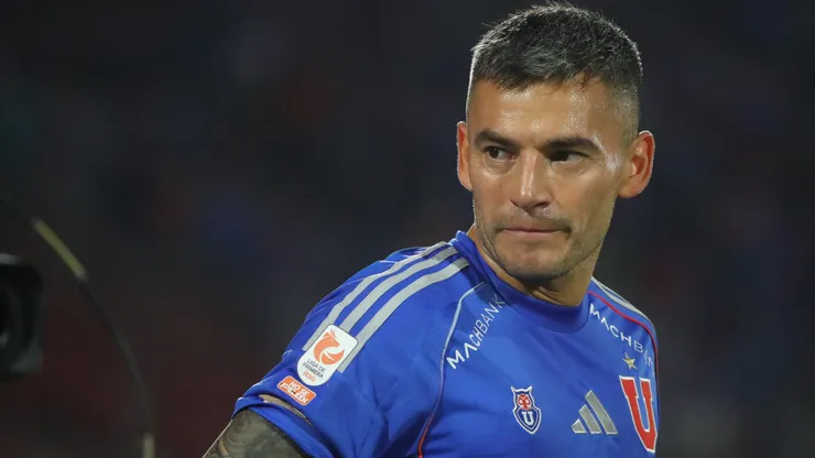 Charles Aránguiz se pierde el duelo ante Estudiantes.