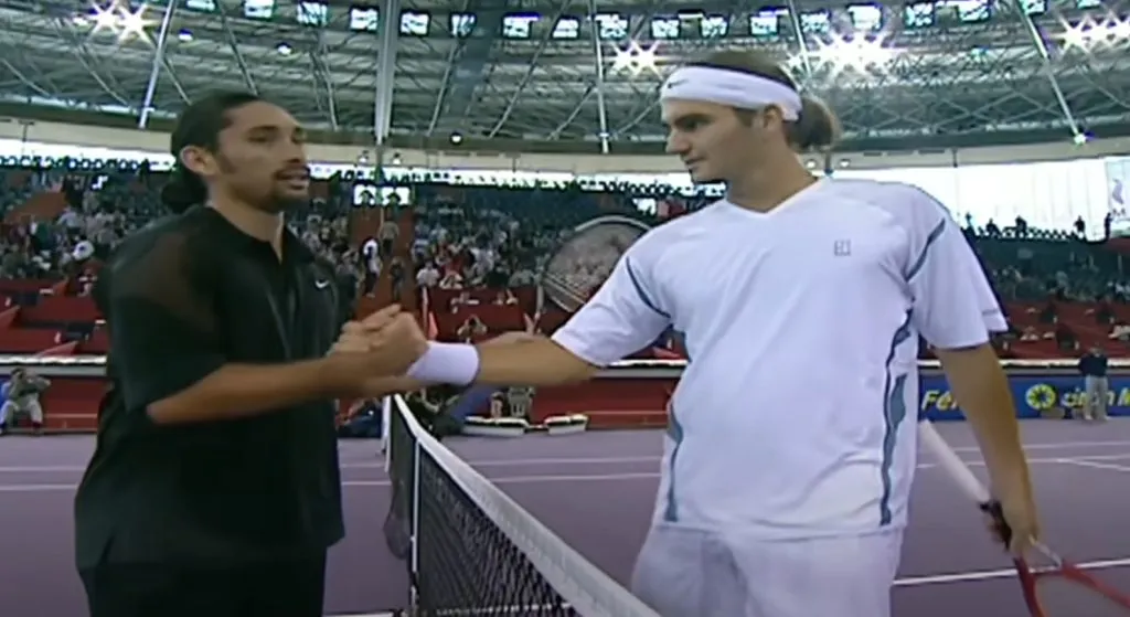 Marcelo Ríos y Roger Federer en Madrid 2002 (Captura).