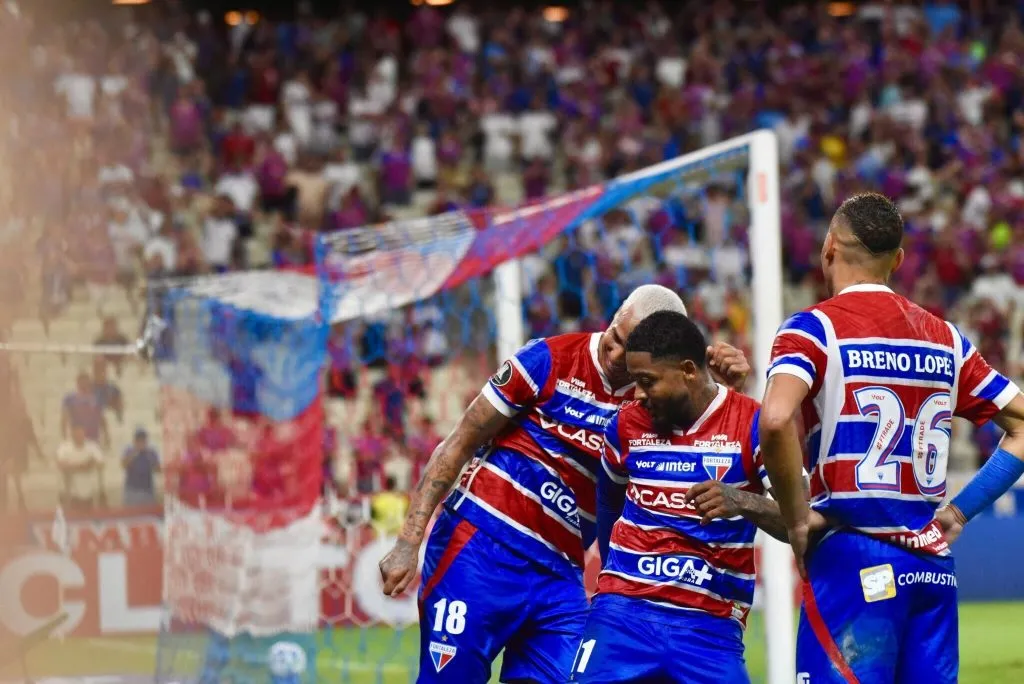 Deyverson bailó a Colo Colo. Foto: Conmebol.