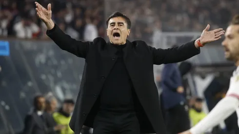 Gustavo Quinteros compite con Miguel Ramírez por la banca de Colo Colo.