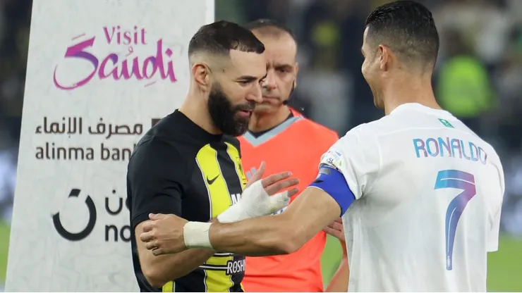 Karim Benzema enfrenta a Cristiano Ronaldo por la Liga Saudí.