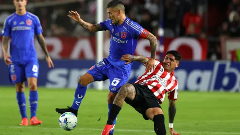 Charles Aránguiz es la gran baja de la U en Copa Libertadores.