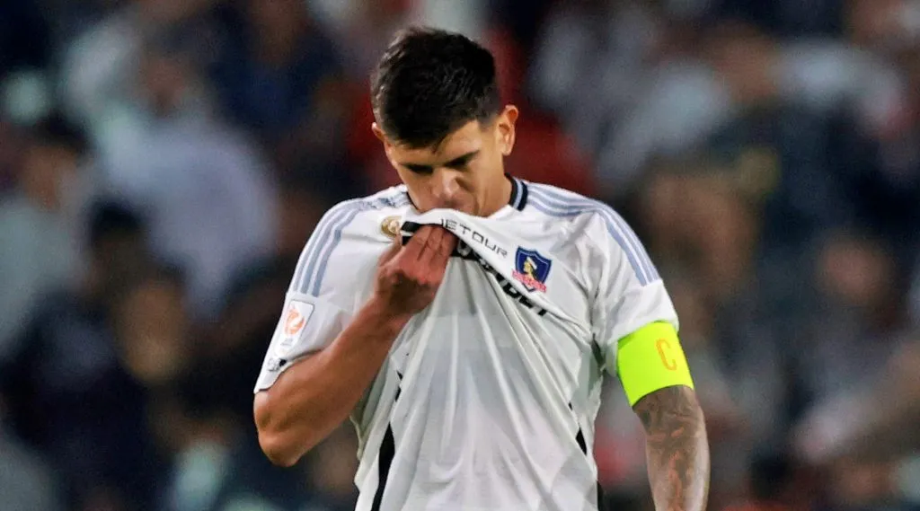 Esteban Pavez lamentó el terrible resultado sufrido por Colo Colo en Copa Libertadores. Foto: Photosport.