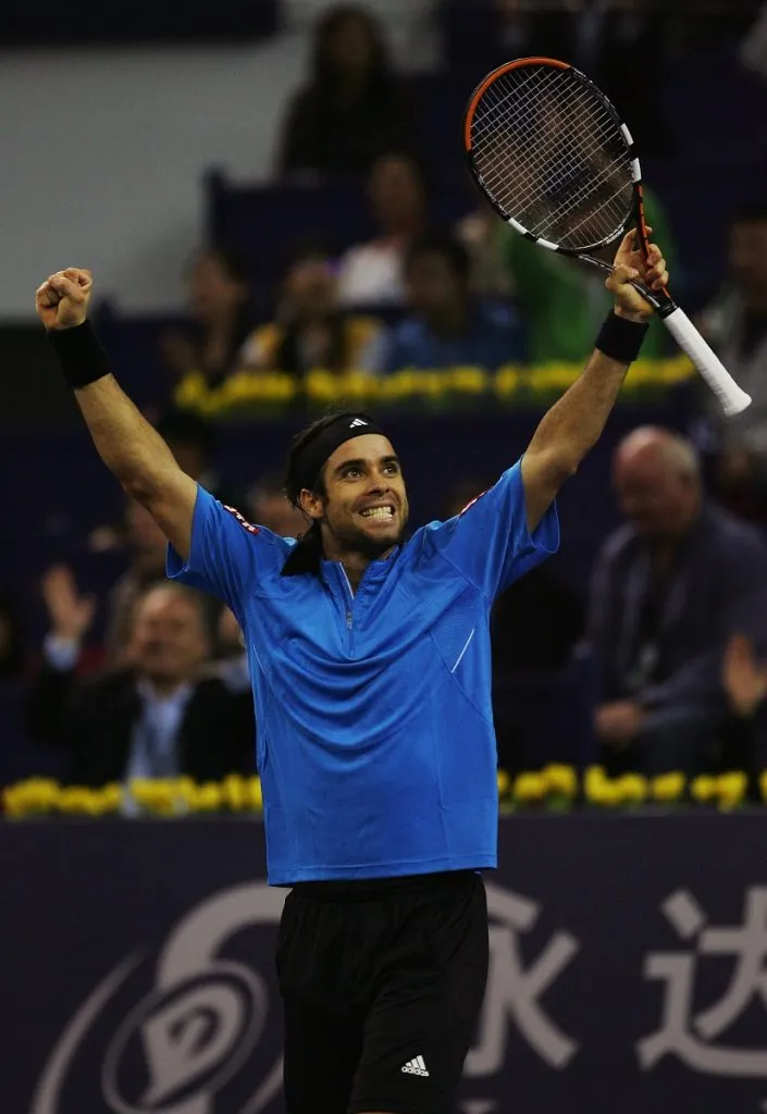 Fernando González celebra su victoria sobre Roger Federer en la Tennis Masters Cup 2007 (Getty Images).