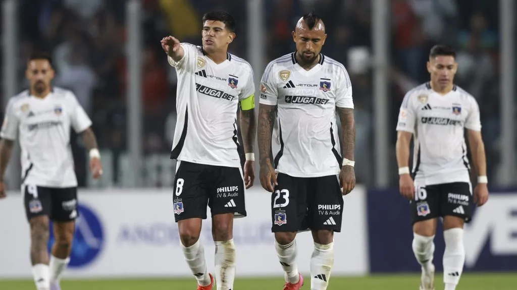 Colo Colo vive una pesadilla luego del papelón en Copa Libertadores y Claudio Borghi dejó un claro mensaje para la segunda rueda. Foto: Photosport.