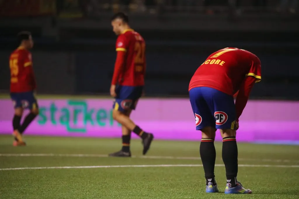 Unión Española sigue en crisis y ahora está a un paso de despedirse de Copa Sudamericana. Foto: Photosport.