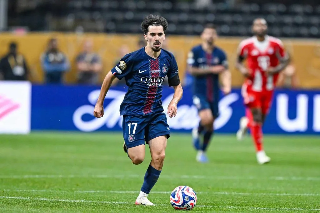 Vitinha sigue destacando con el PSG – (Associated Press / Alamy Stock Photo)