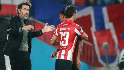 Luego de la victoria, Eduardo Domínguez elogió a sus pupilos y también a los azules.