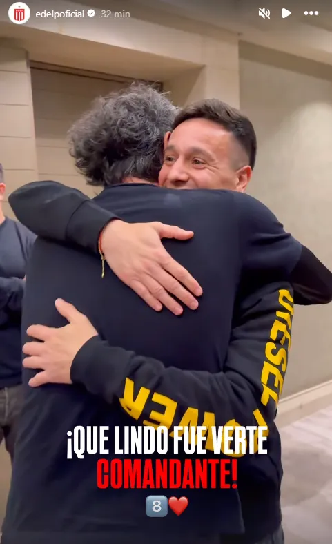 Fernando Zuqui compartió con Estudiantes luego de su triunfo ante la U. Foto: Instagram.