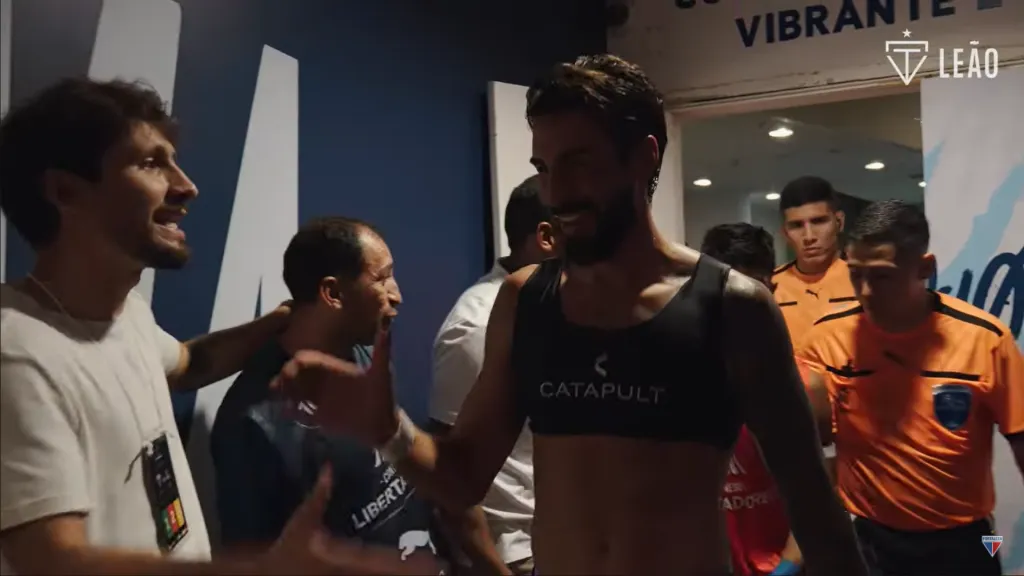 El Gato Lucero marcó el cuarto gol de Fortaleza. (Captura Leao TV).