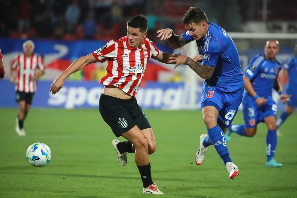 Los jugadores de la U pagaron caro el Clásico Universitario. Foto: Jonnathan Oyarzun/Photosport
