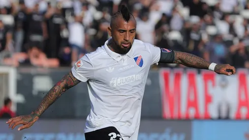 En Argentina vinculan asunción del Papa León XIV con Arturo Vidal.