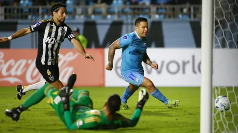 Ramos marcó doblete ante el Mineiro