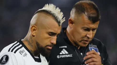 Arturo Vidal sinceró la postura del plantel de Colo Colo con Jorge Almirón.