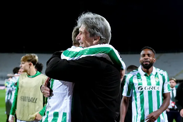 Real Betis jugará de la mano de Manuel Pellegrini su primer final continental. | Foto: Getty Images.