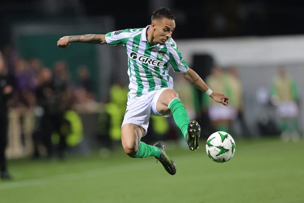 Antony está logrando en el Real Betis de Manuel Pellegrini su mejor versión. | Foto: Getty Images.