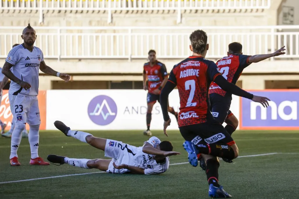 Colo Colo fue vapuleado por Deportes Limache | Photosport