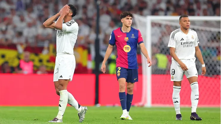 Barcelona y Real Madrid juegan por el título de LaLiga 2024-25.