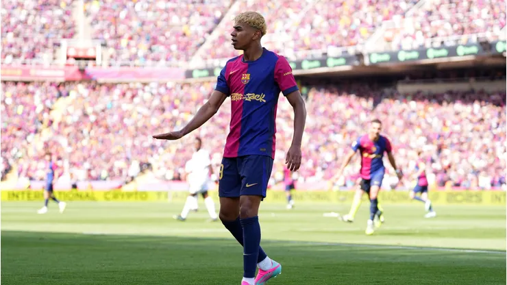 Barcelona venció al Real Madrid y quedó a un paso de ser campeón de La Liga.
