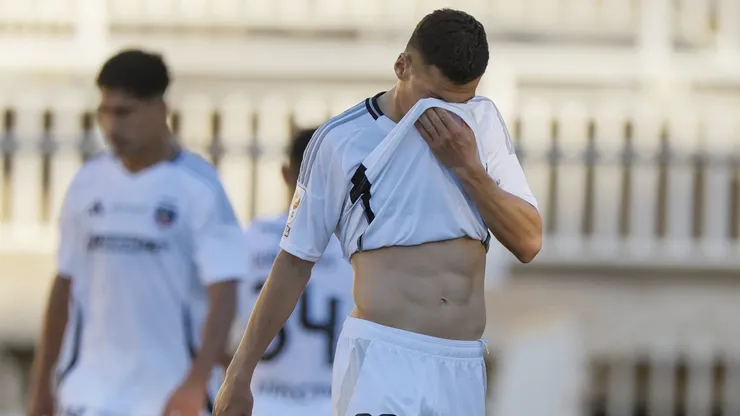 Colo Colo vive días difíciles tras sus derrotas frente a Fortaleza y Limache.