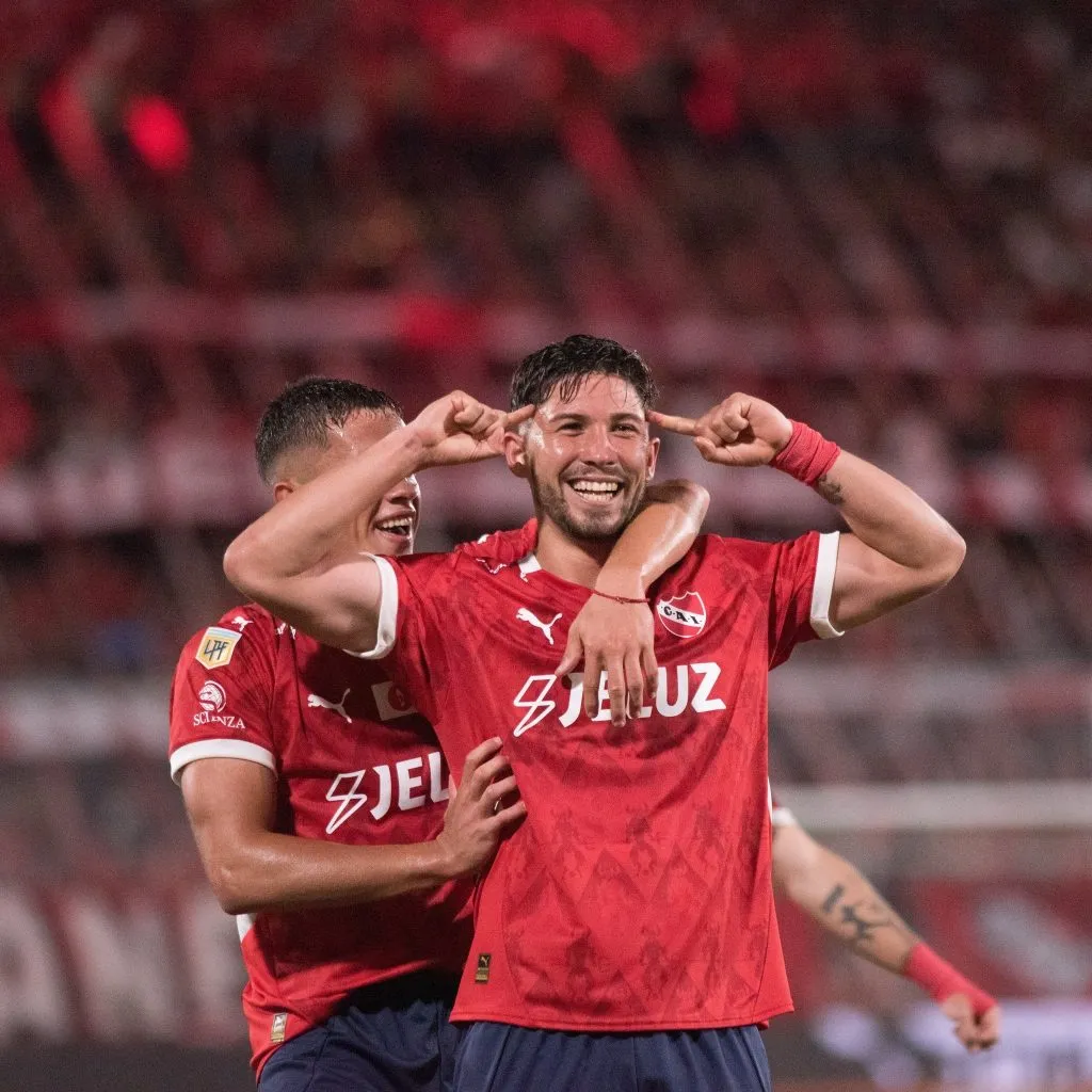 Loyola es una fe las figuras del mediocampo de Independiente