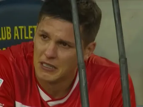 Sonríe la U: figura de Estudiantes llora sin consuelo por seria lesión