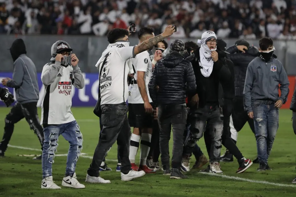 Colo Colo le abrió las puertas a la Garra Blanca incluso después de las amenazas en el Estadio Monumental. Foto: Photosport.