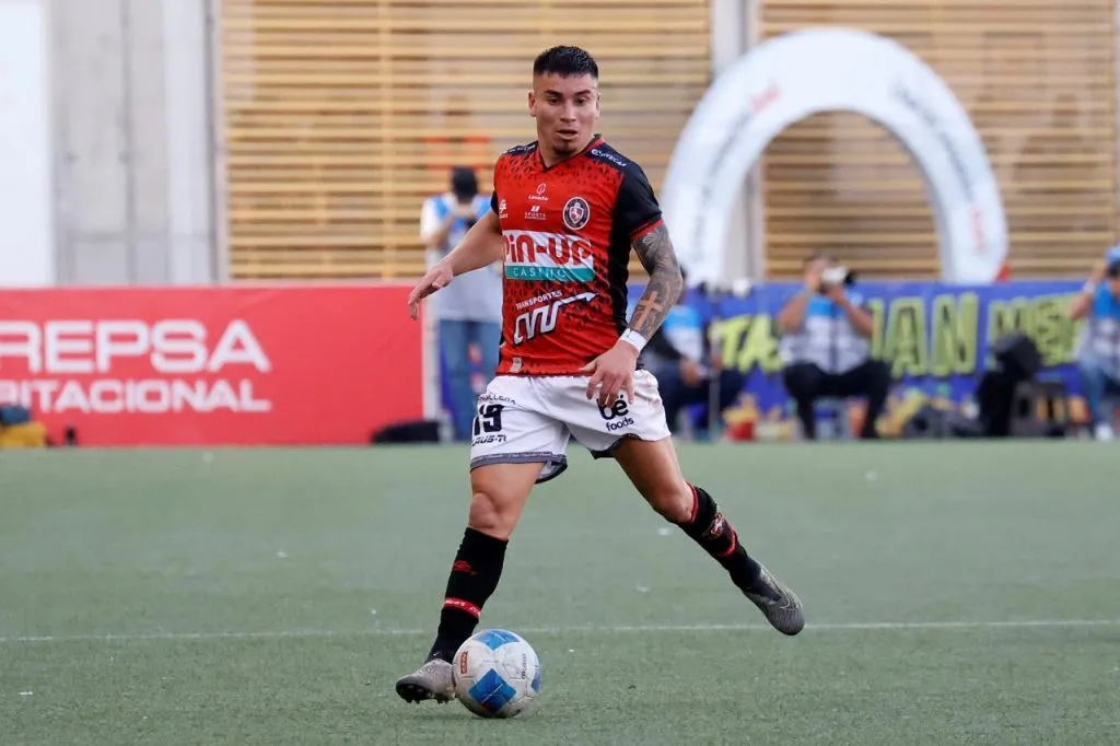 Daniel Castro, figura de Limache, es postulado a la Selección Chilena (Photosport).