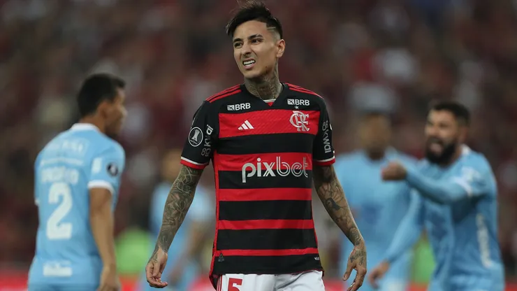 Erick Pulgar sufre lesión en último juego del Flamengo.
