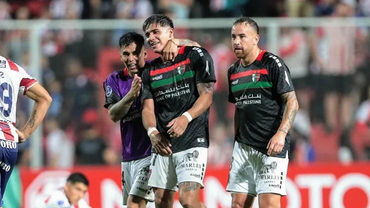 Junior Marabel fue el héroe en la remontada de Palestino contra Unión de Santa Fe.