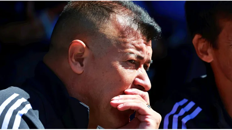 Almirón se refirió a la falta del psicólogo deportivo en este 2025.