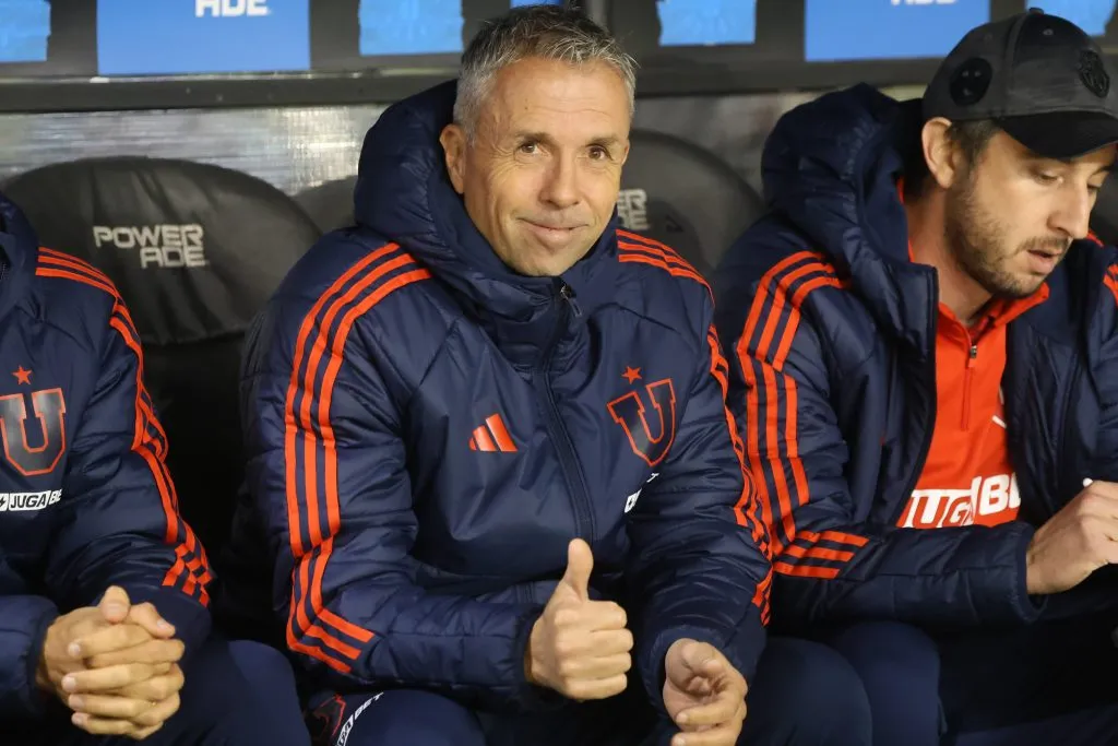 Gustavo Álvarez disfruta su momento en U de Chile. Foto: Jonnathan Oyarzun/Photosport