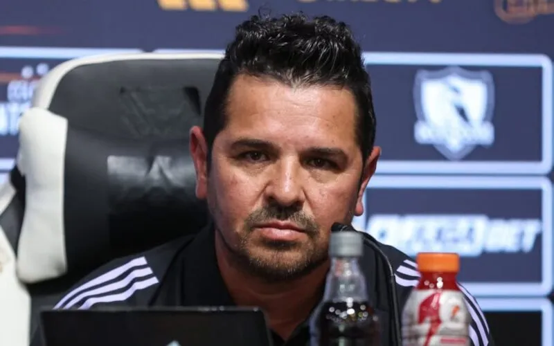 Héctor Tapia volvió a Colo Colo en este 2025 para hacerse cargo del fútbol formativo del Cacique. | Foto: Colo Colo.